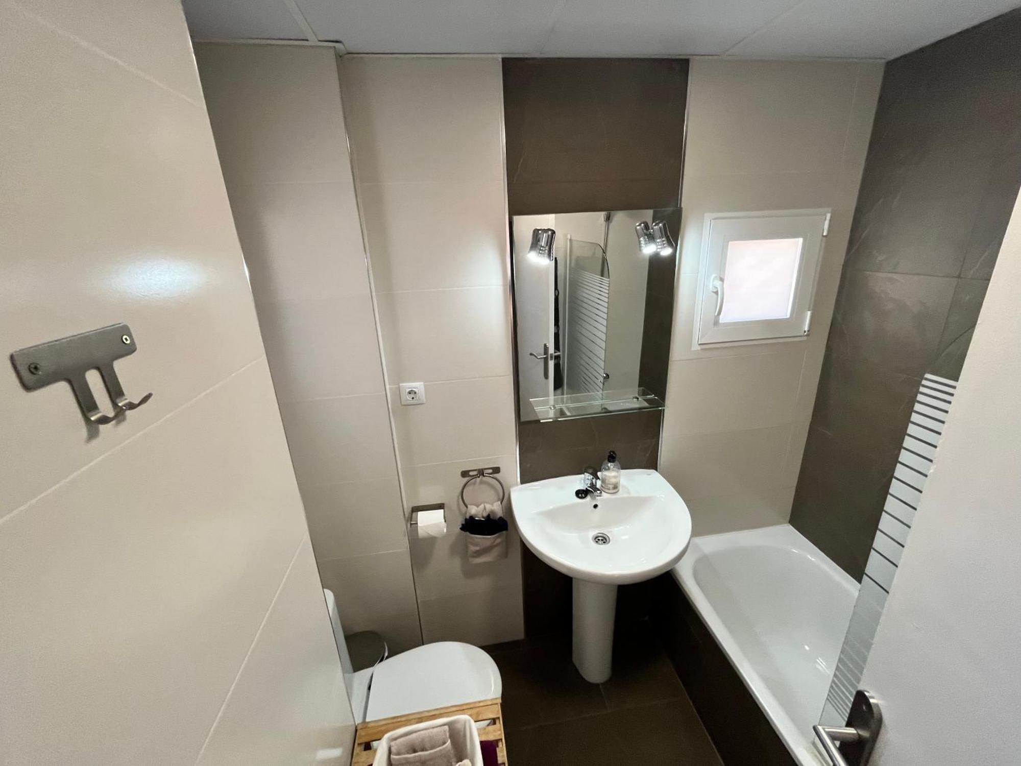4 Bedrooms -Seneca Center Apartment Alicante Eksteriør bilde