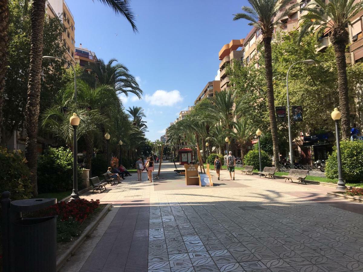4 Bedrooms -Seneca Center Apartment Alicante Eksteriør bilde